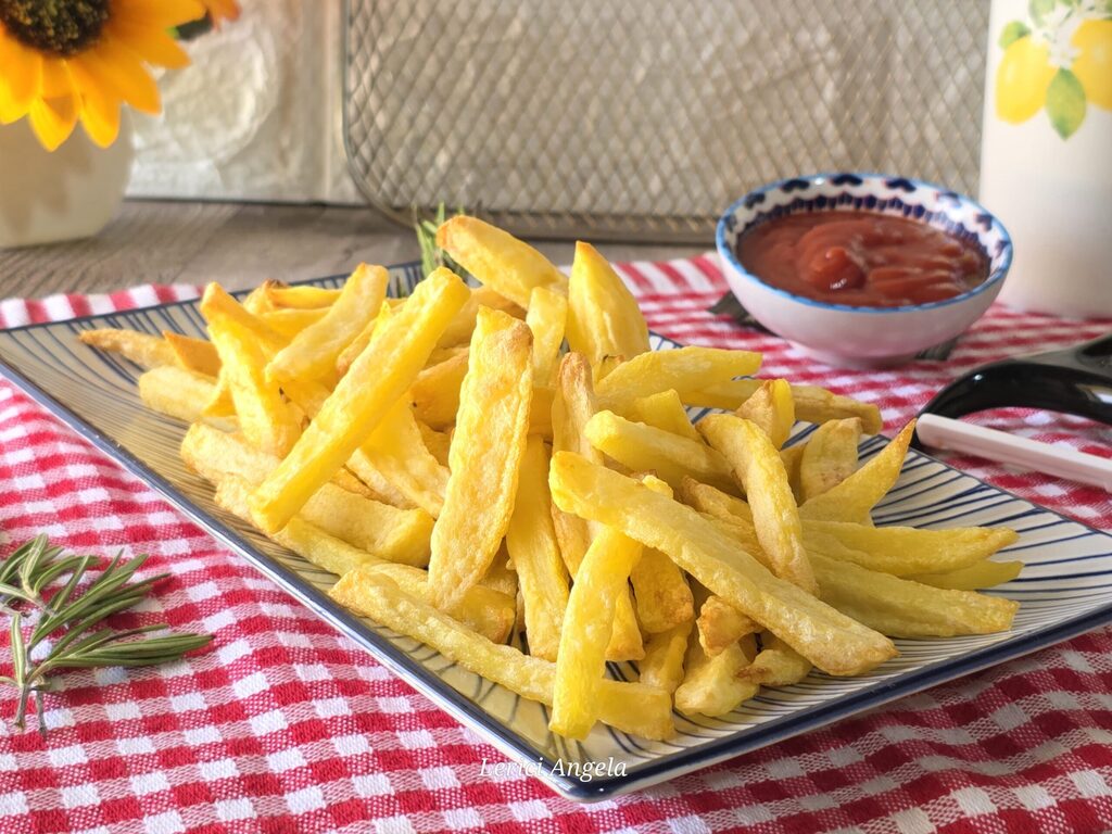 Frites à l'air croquantes et sèches