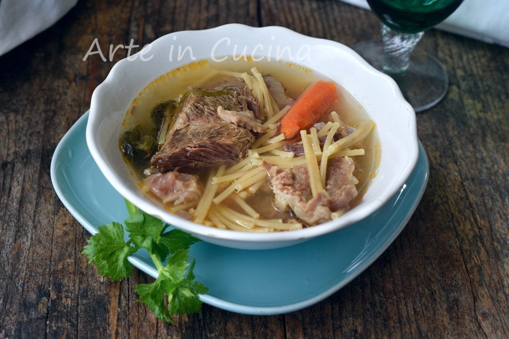 Bouillon de viande napolitain