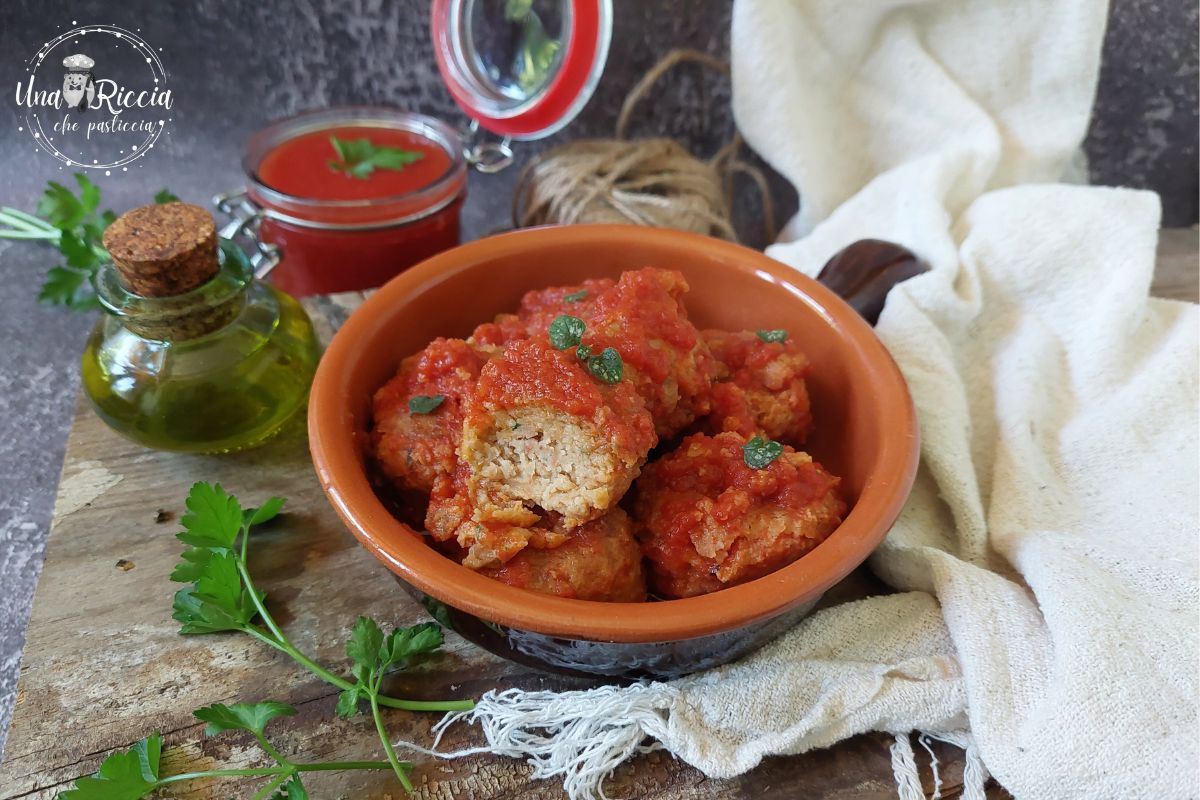 Boulettes de haricots borlotti à la tomate
