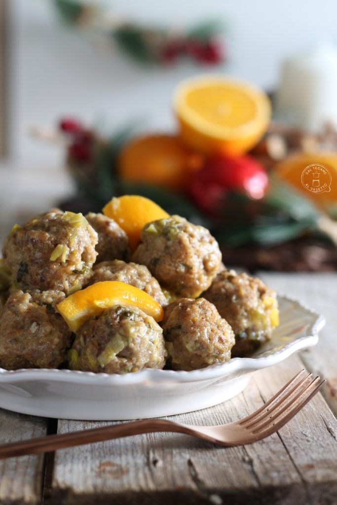 boulettes avec porc et orange cuites dans le multicuiseur