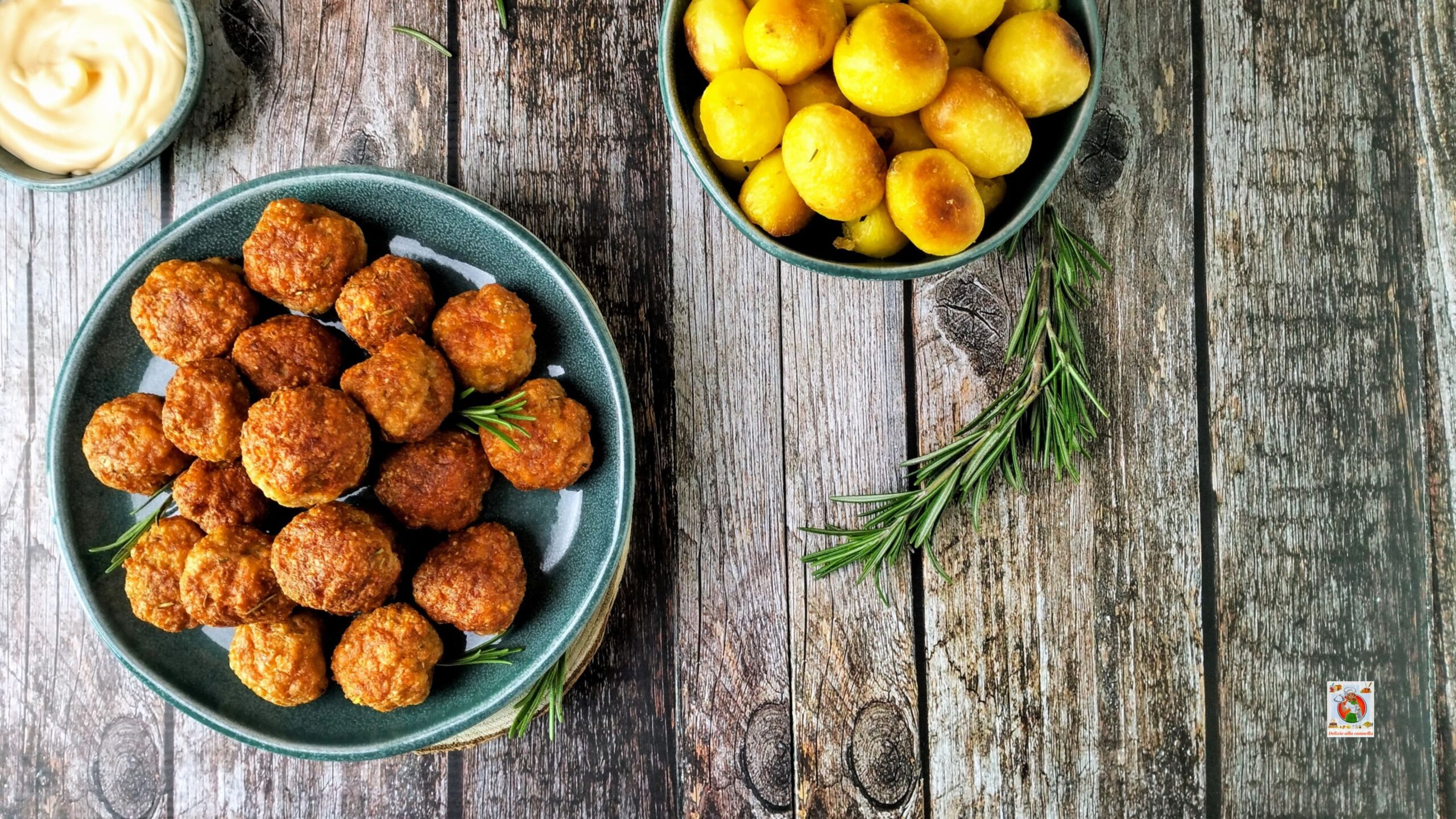 Boulettes de poulet et romarin : croustillantes, parfumées et irrésistibles