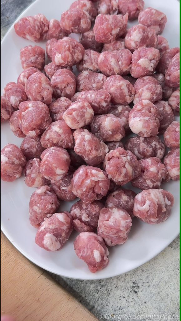 boulettes de saucisse et poivrons