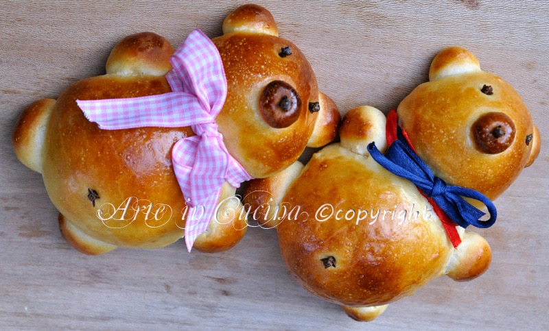 Petits ours en pain brioché pour fêtes d'anniversaire