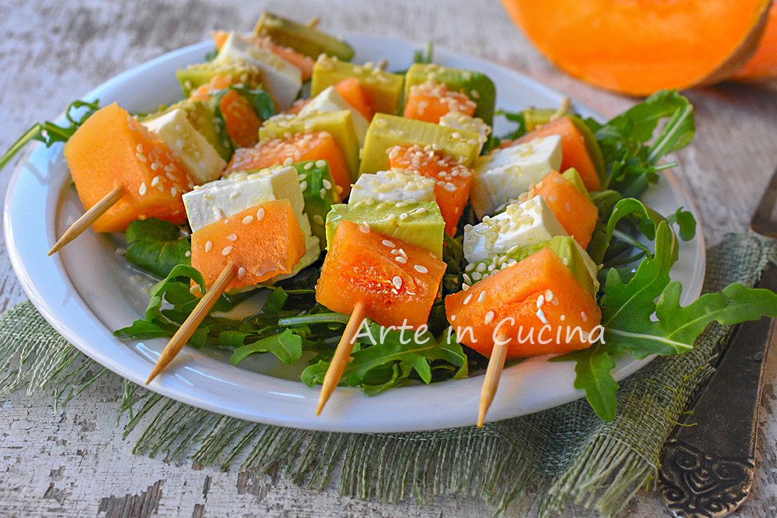 Brochettes de melon et avocat