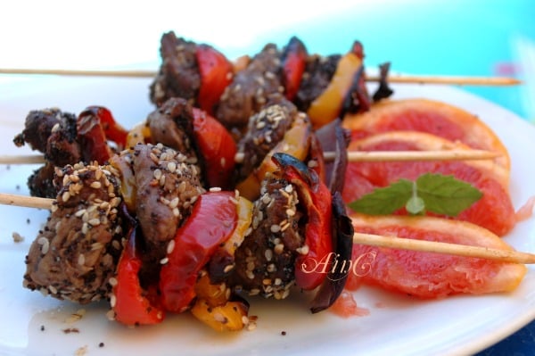 Brochettes de viande et poivrons recette facile