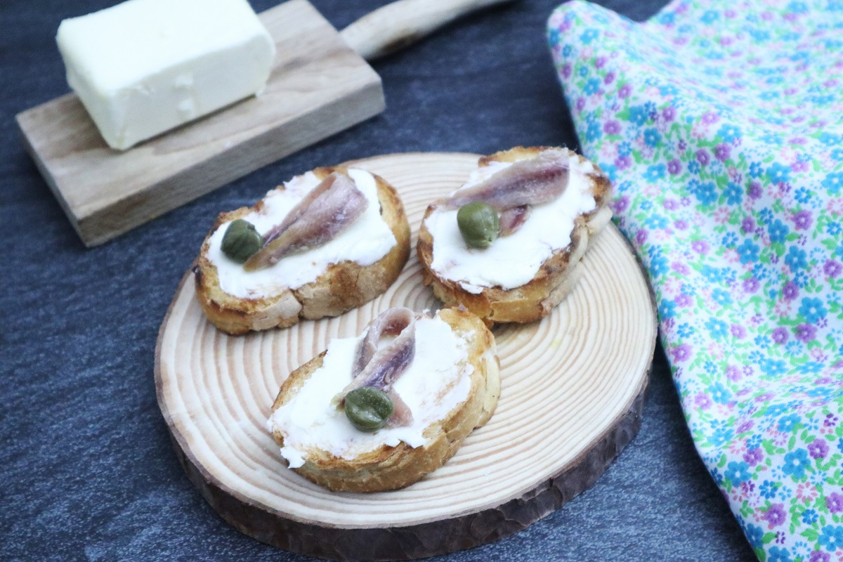 Bruschettes beurre et anchois