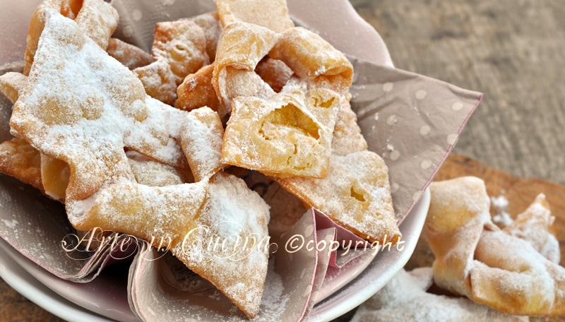 Bugnes sucrés de carnaval recette facile et rapide