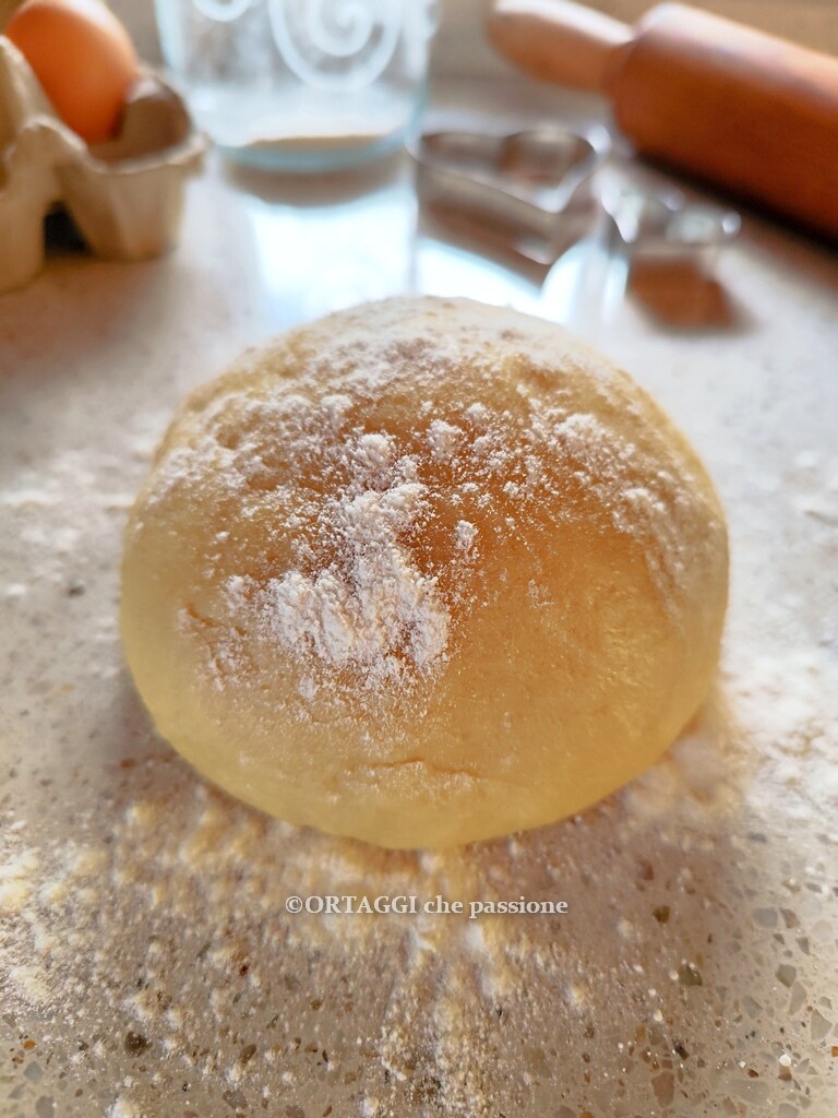 pâte sablée à l'huile de tournesol et 500 gr farine MOELLEUSE