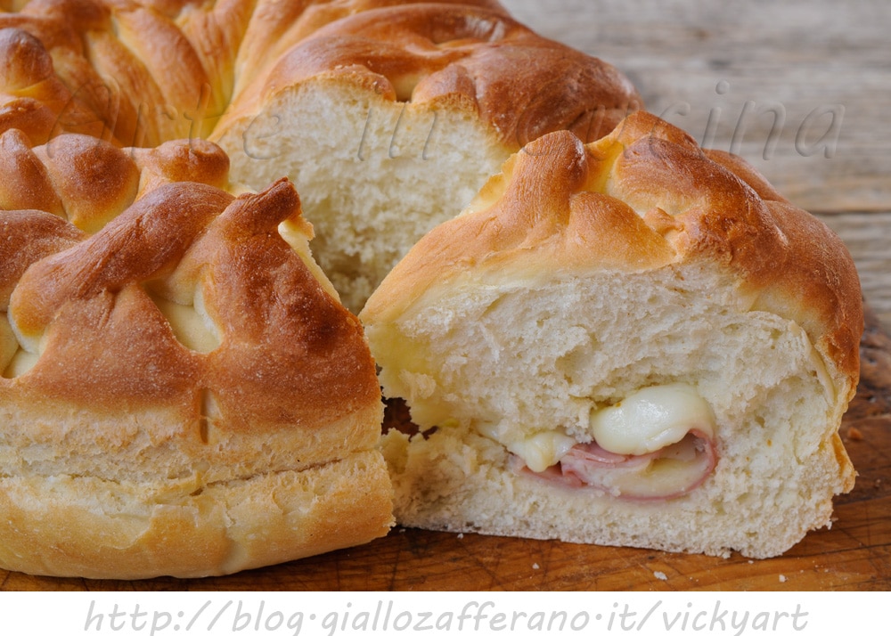 Cake tressé de pan brioche salé