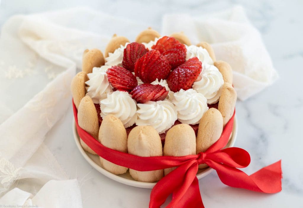 charlotte aux fraises