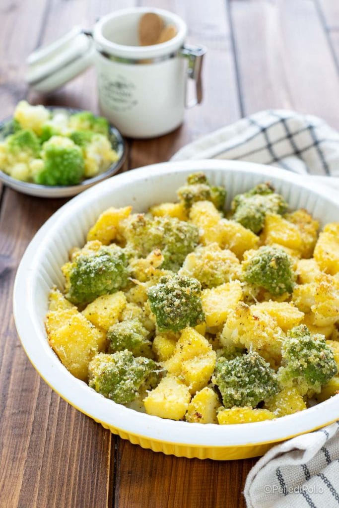 choux romanesco et pommes de terre au four