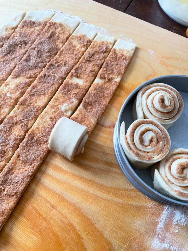 cinnamon roll -formation