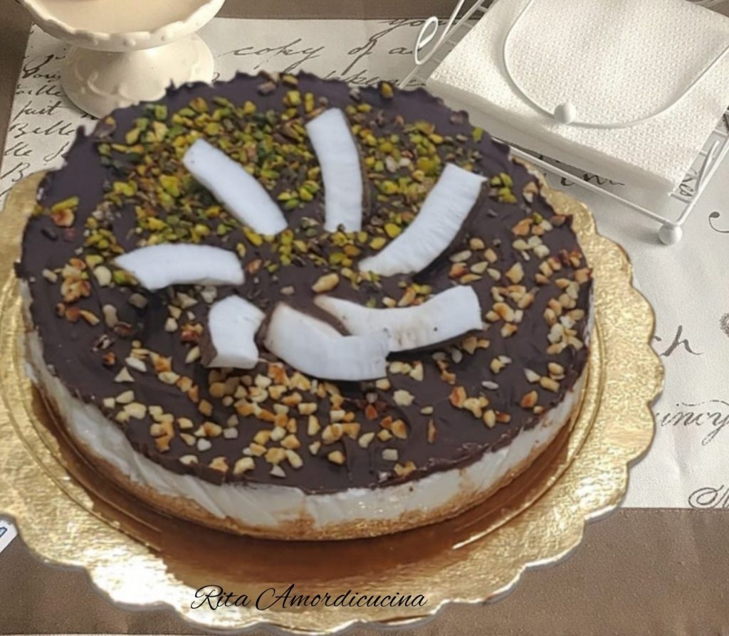 le Cheesecake à la noix de coco et chocolat noir