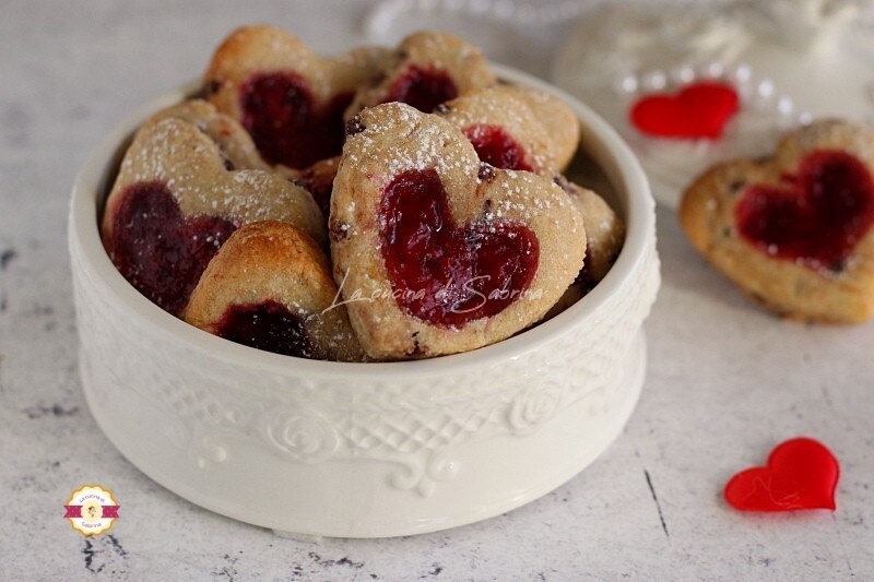 Les cœurs de pâte sucrée à la confiture