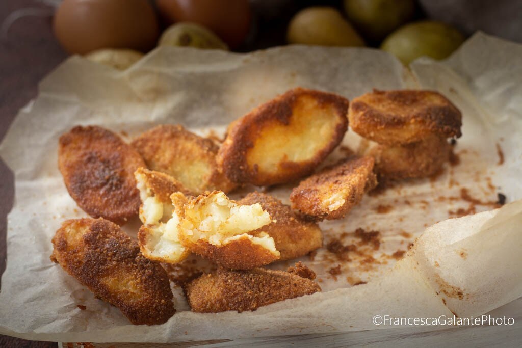 Côtelettes de pommes de terre nouvelles salentines