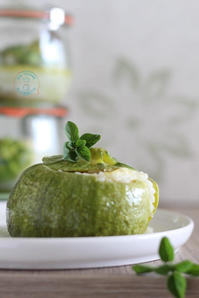 courgettes rondes farcies et cuites en bocal au micro-ondes