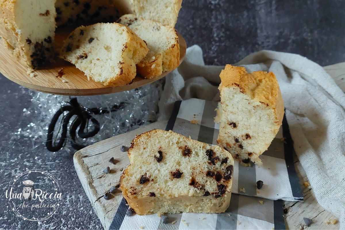 Couronne aux blancs d’œufs avec pépites de chocolat