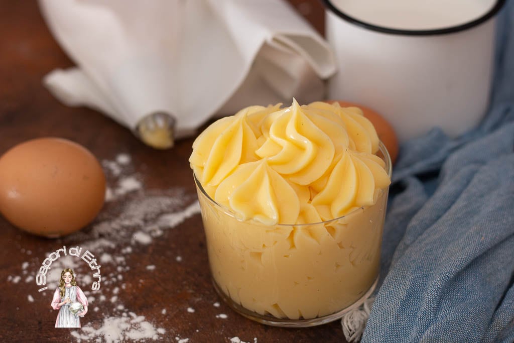 Comment faire la crème pâtissière pour poche à douille
