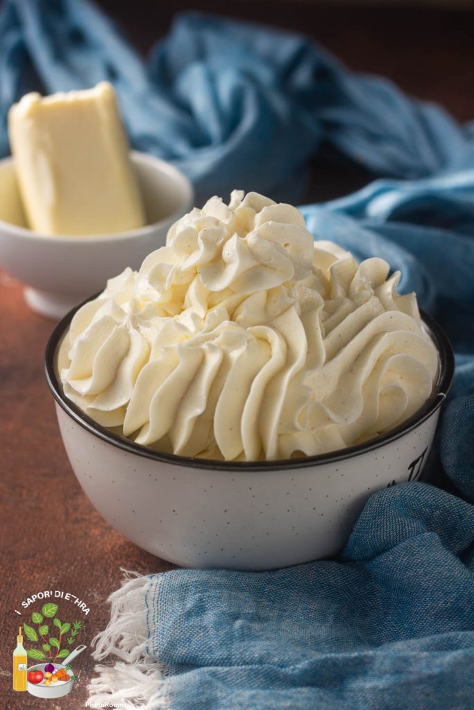 Crème au beurre meringuée pour enrober les gâteaux