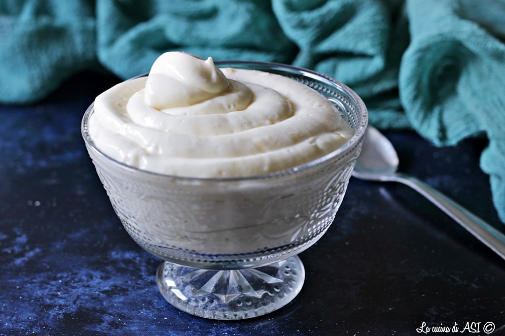 Crème diplomatique recette dessert à la cuillère