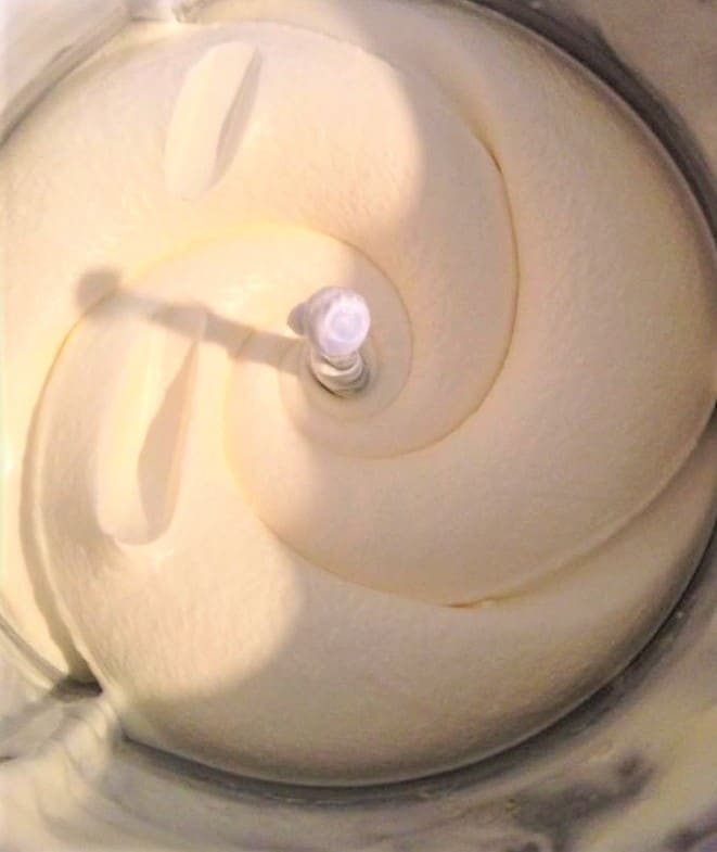 Comment faire la crème pâtissière pour poche à douille
