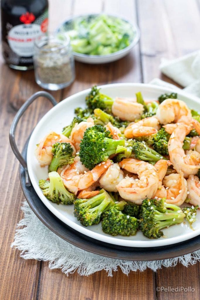 brocolis et crevettes à la poêle