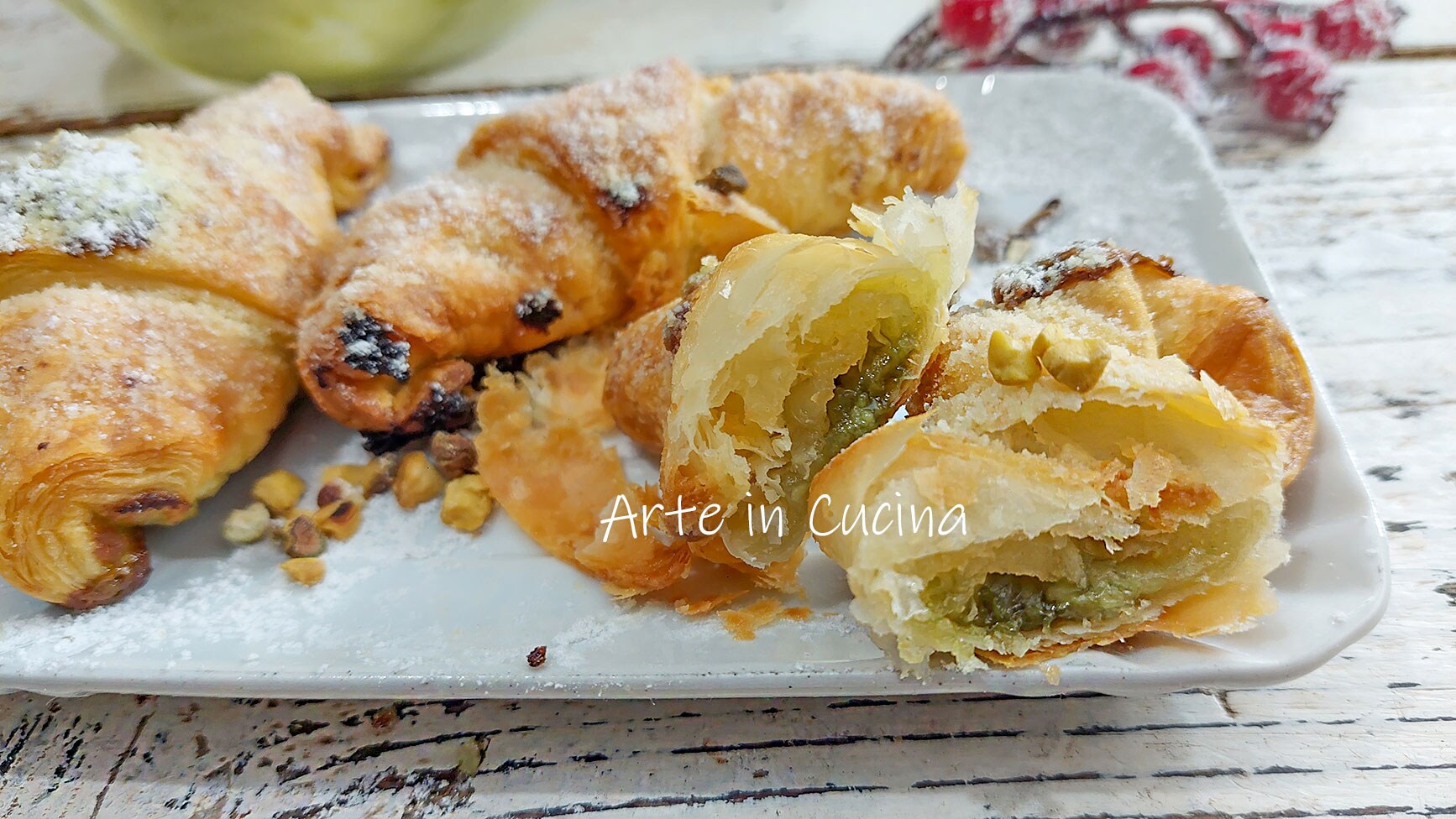 CROISSANTS de PÂTE FEUILLETÉE PISTACHE et mascarpone