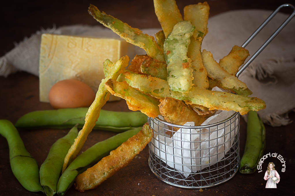 Épluchures de fèves frites en beignet