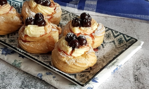 Zeppole de la Saint-Joseph au four