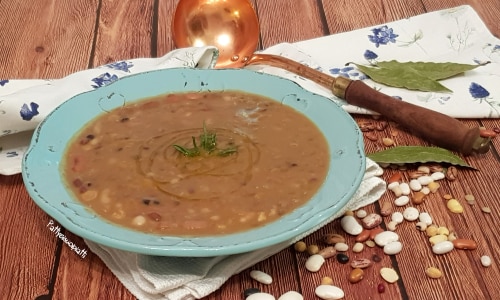 Soupe de légumineuses mixtes