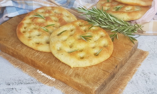 Petits pains au romarin