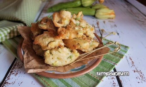 Frisceu génois, beignets de courgettes