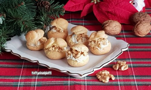 Choux salés farcis au gorgonzola et noix