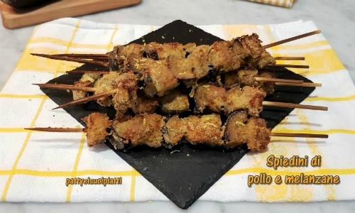 Brochettes de poulet et d’aubergines