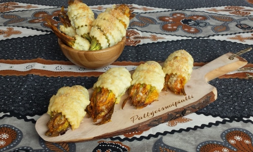 Cannoli aux fleurs de courgettes farcies