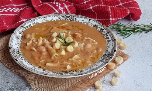 Pâtes et haricots avec maltagliati
