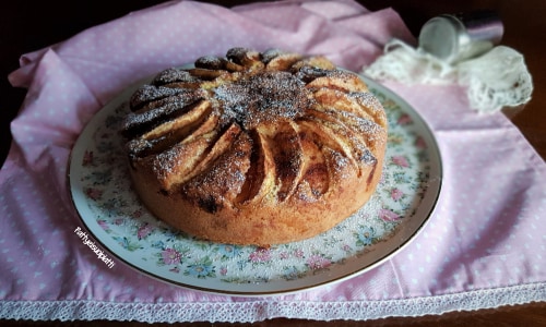 Gâteau aux pommes et cannelle