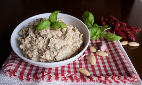 Pesto méditerranéen savoureux
