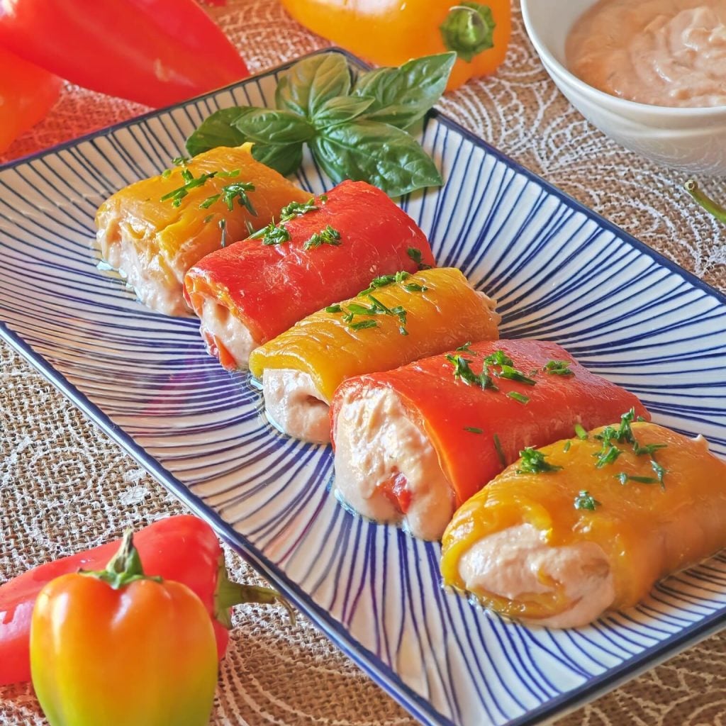 Rouleaux de poivrons et thon