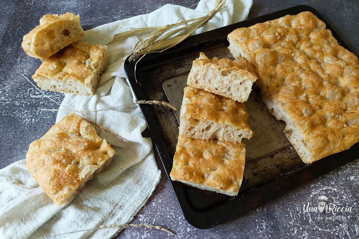 Focaccia intégrale multicéréales moelleuse et spongieuse
