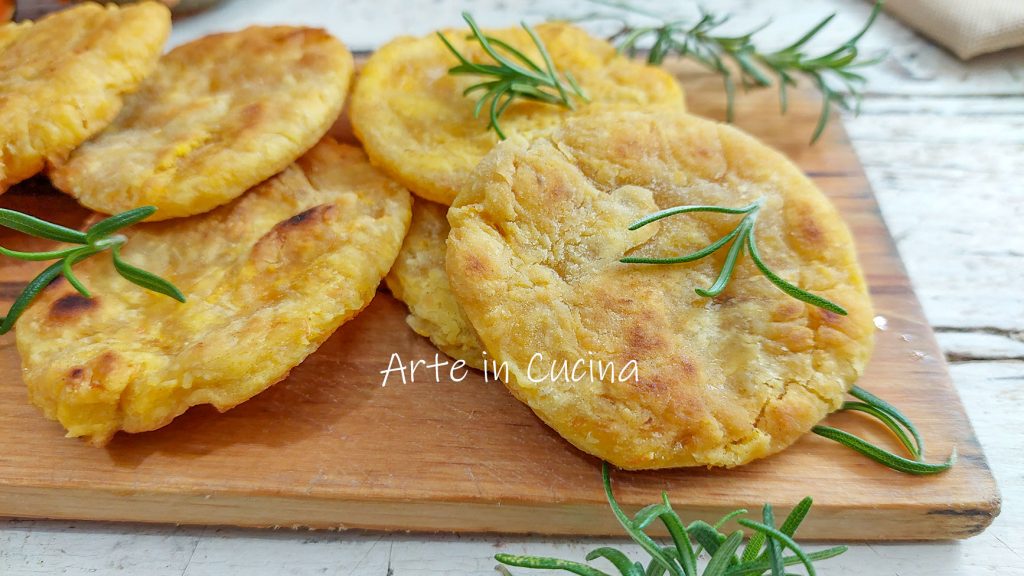 FOCACCINES à la COURGE sans levée