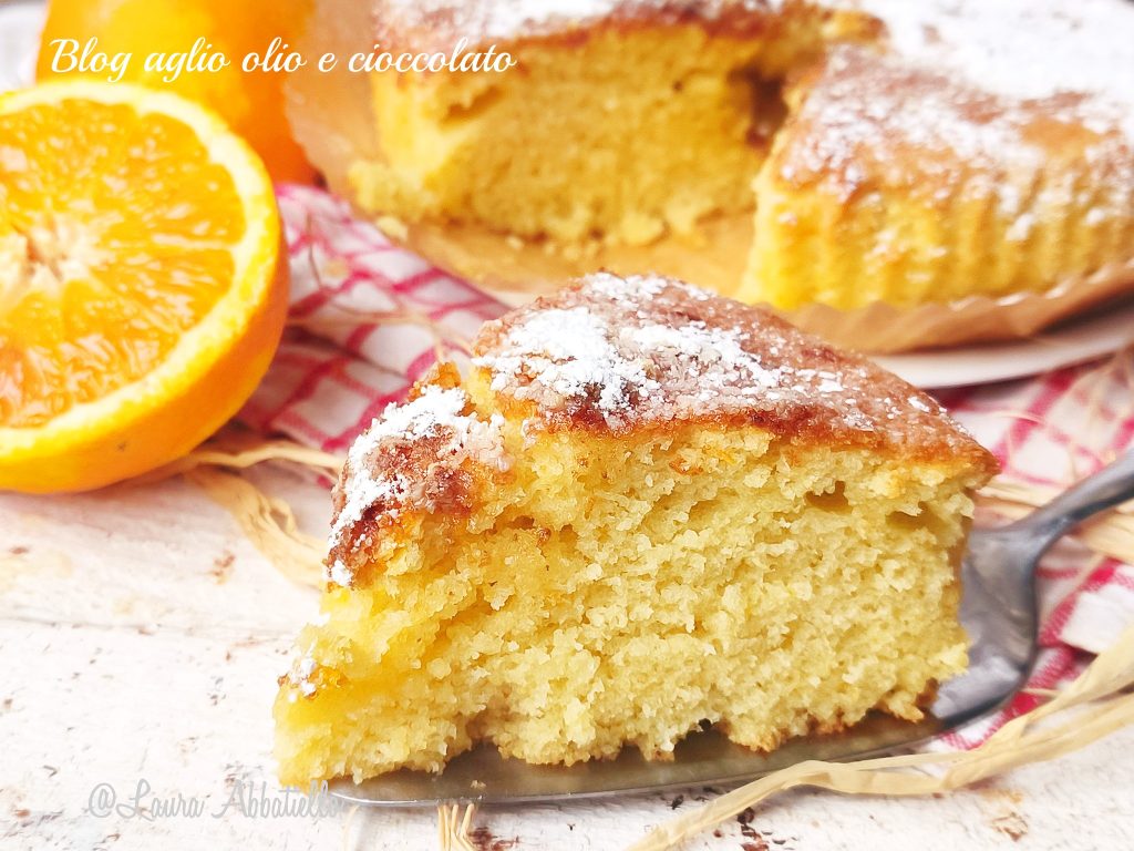 Gâteau à l'orange sans balance 5 minutes tout dans un bol cuit dans une friteuse à air, on mélange tout dans un bol puis on cuit dans la friteuse à air et il en sortira un gâteau fantastique!