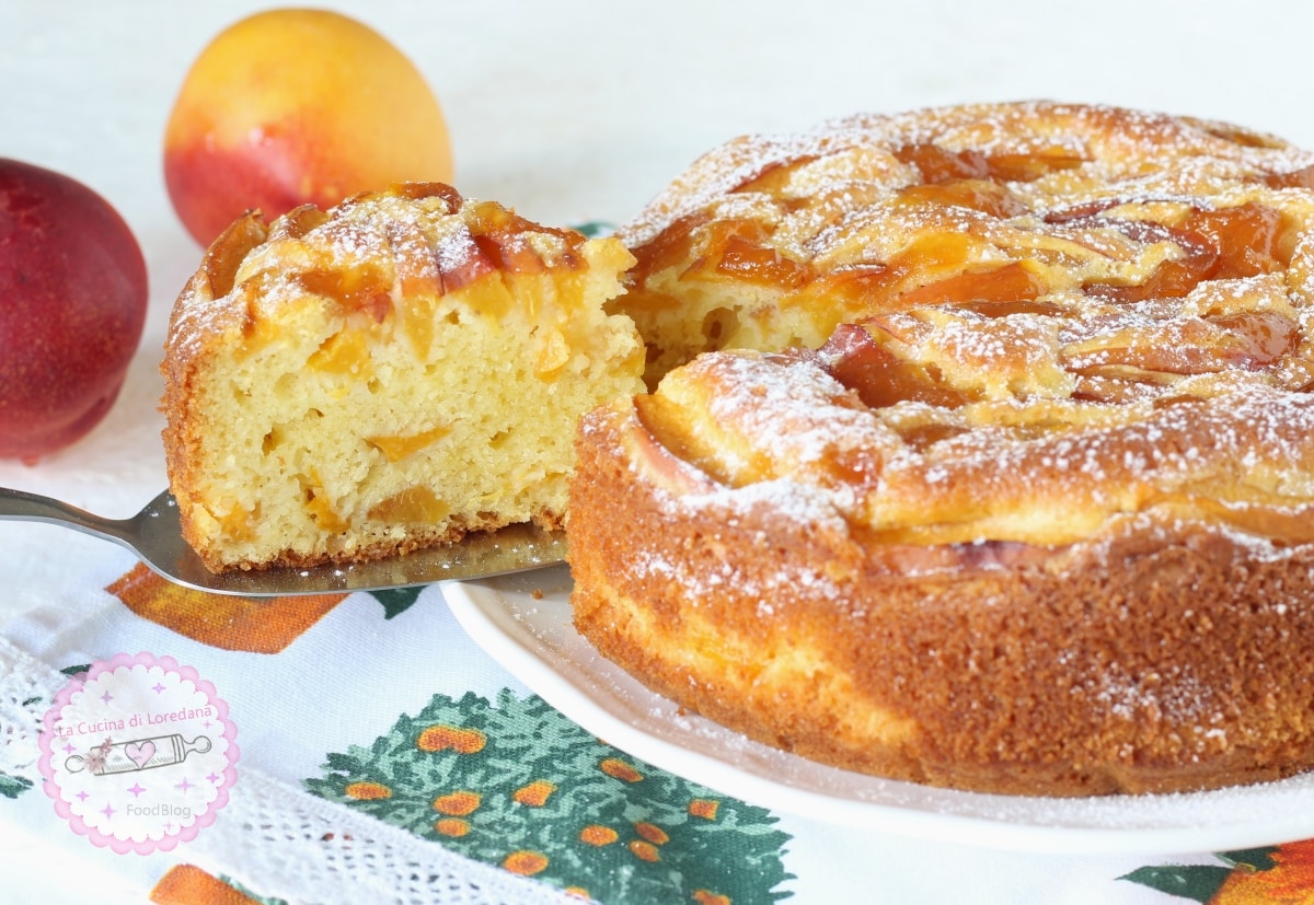 GÂTEAU AUX PÊCHES le parfum de l’été dans un dessert moelleux et très doux