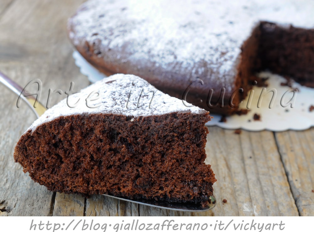 Gâteau au chocolat à la poêle moelleux sans huile et beurre