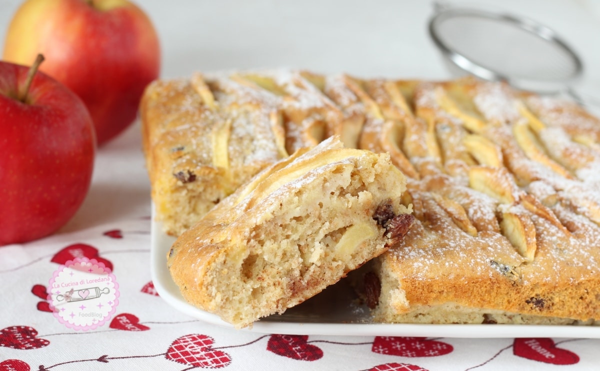 GÂTEAU COMPLET AUX POMMES ET RAISINS SECS moelleux, léger et délicieux