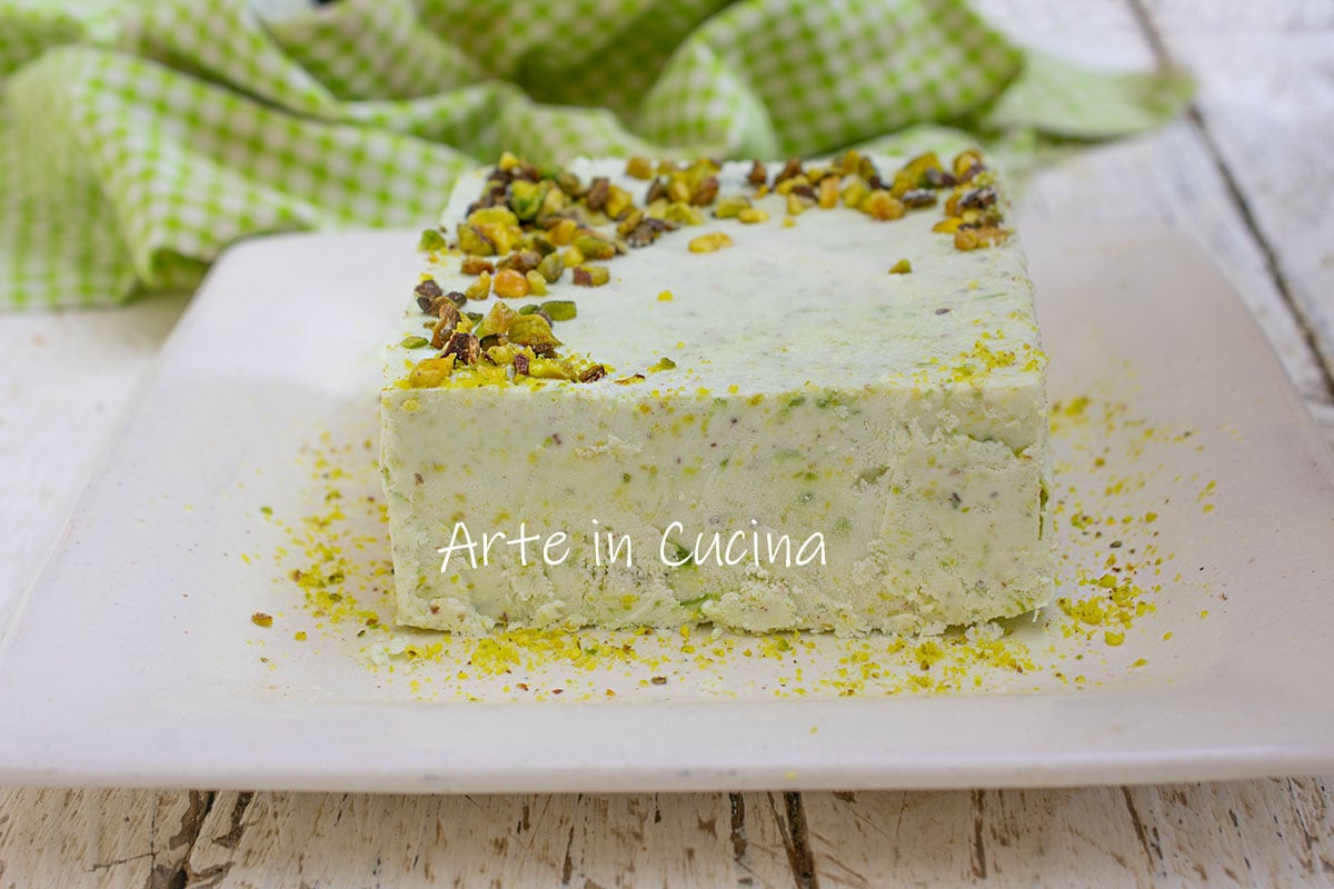 GÂTEAU GLACÉ au PISTACHE