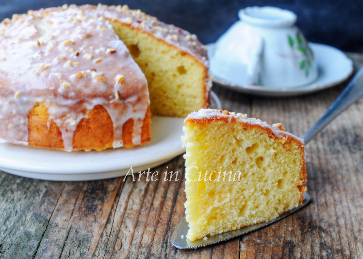 Gâteau très moelleux et haut avec philadelphia