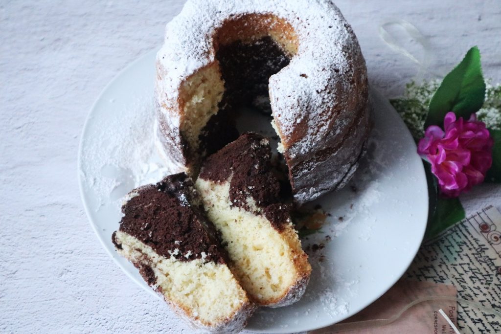 gâteau marbré blanc et noir