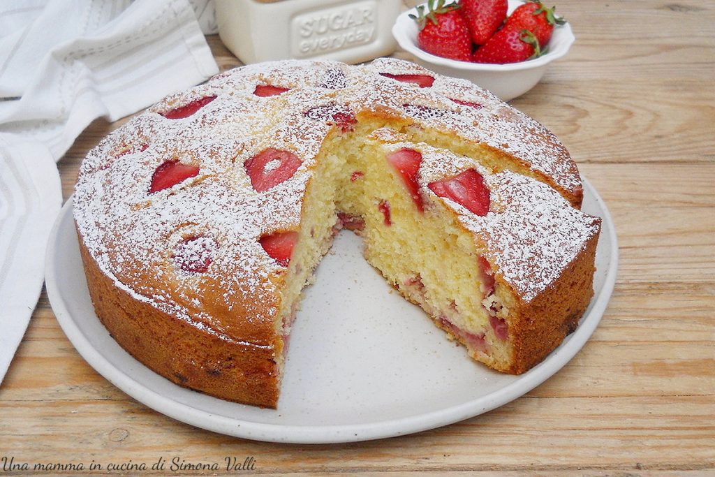 gâteau au yaourt et fraises horiz