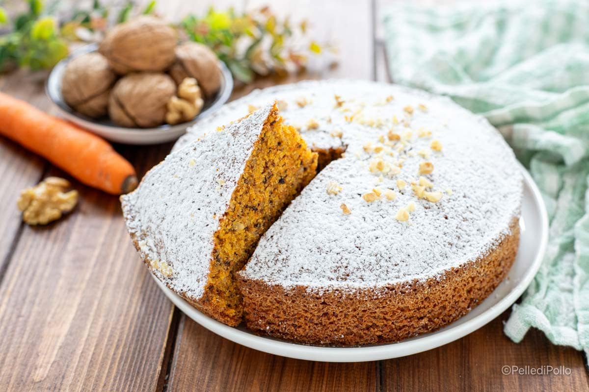 Gâteau aux carottes et aux noix avec farine complète
